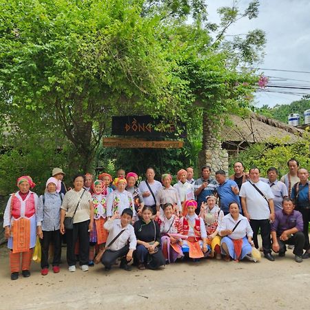 Dong Que Homestay-Tours-Motorbike, Car Rental, Hiking ห่าซาง ภายนอก รูปภาพ
