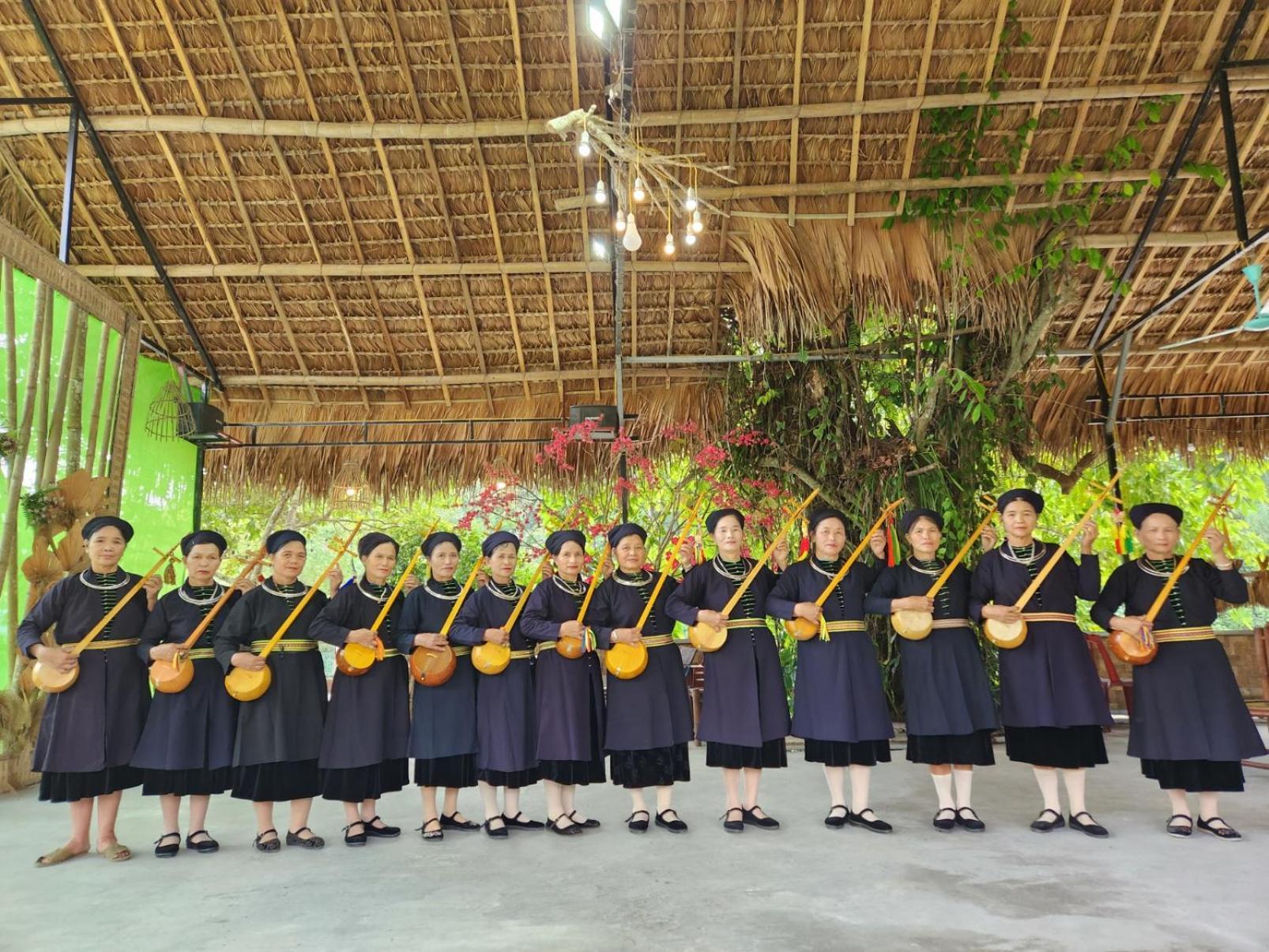 Dong Que Homestay-Tours-Motorbike, Car Rental, Hiking ห่าซาง ภายนอก รูปภาพ